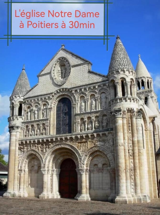 De Charme Dans Un Cadre Calme Et Reposant Holiday home Chatellerault
